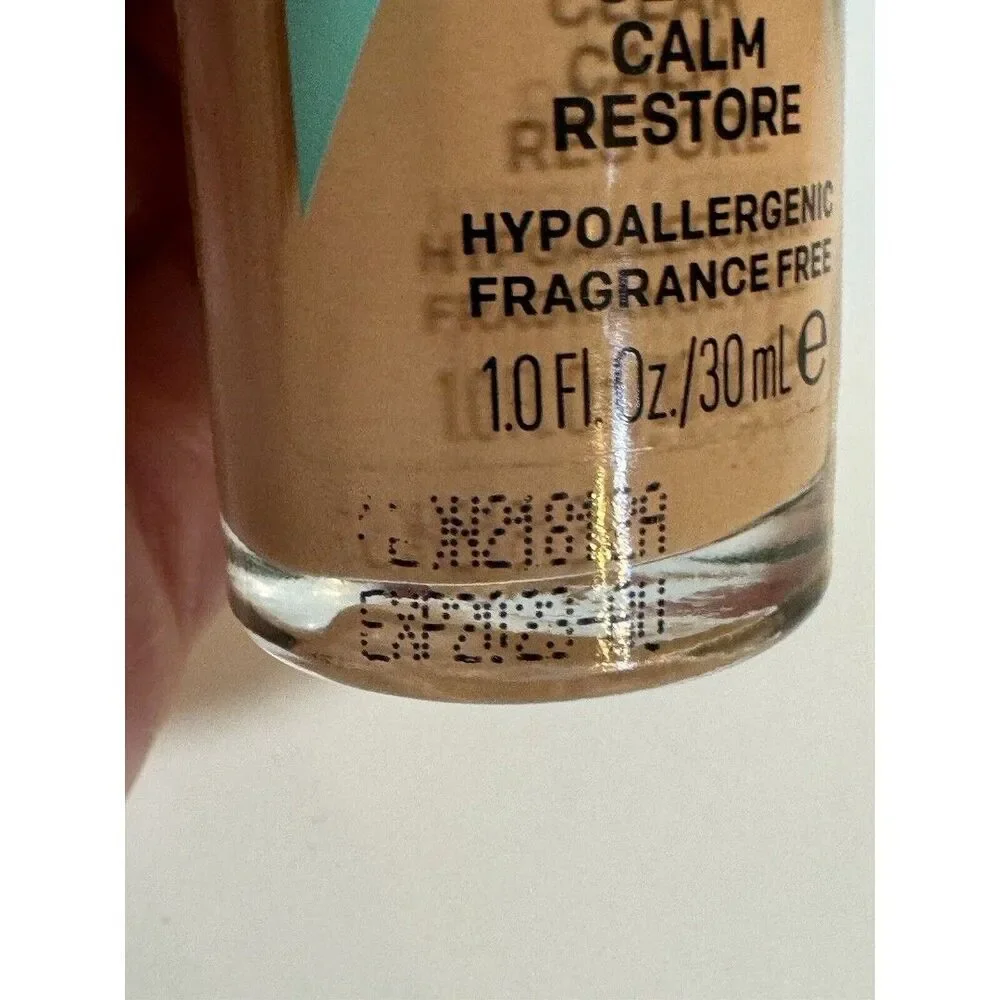 2 -Almay Clear Complexion Makeup Acne Treatment Foundation 400 Neutral Expired
